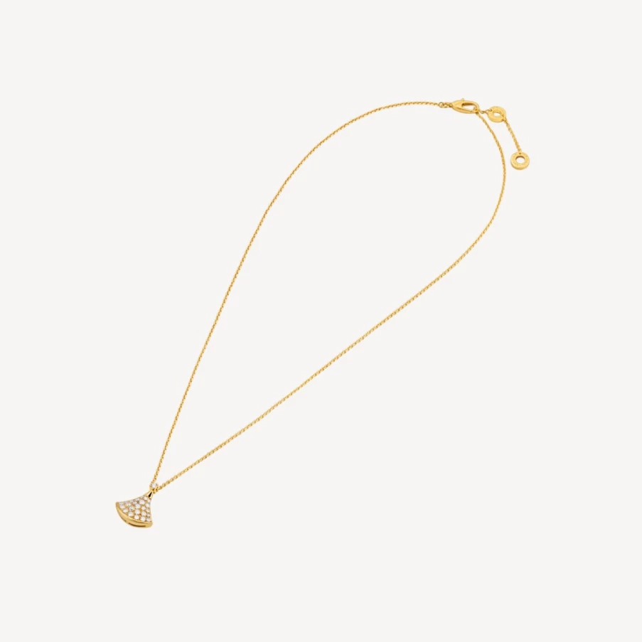BVLGARI Divas' Dream Necklace | Luxury Diamond Pendant for Women