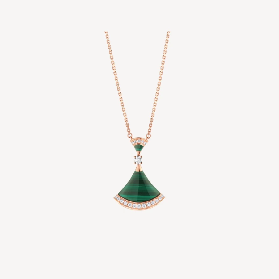 BVLGARI Divas’ Dream Green Pendant Necklace | Luxury Emerald Jewelry Collection