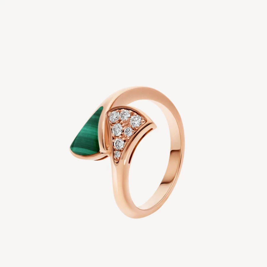 BVLGARI Divas’ Dream Green Emerald Ring | Luxury Jewelry Collection