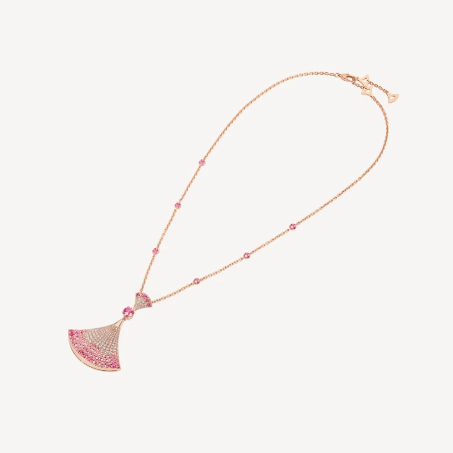 BVLGARI Divas' Dream Necklace | Elegant Pendant Collar for Women | Luxury Jewelry Collection