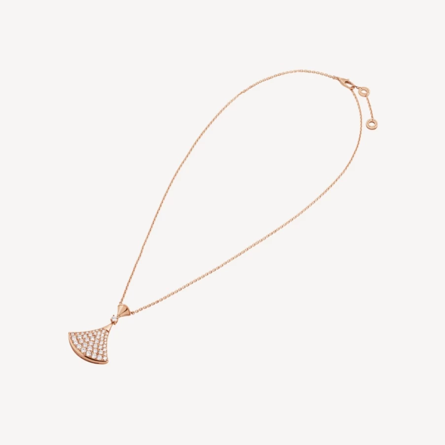 BVLGARI Divas' Dream Necklace | Luxury Diamond Pendant Necklace for Women