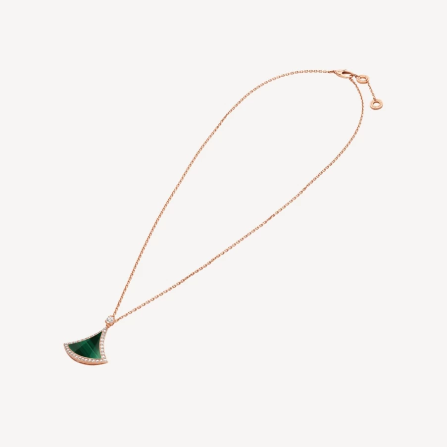 BVLGARI Divas’ Dream Green Pendant Necklace | Luxury Jewelry Collection