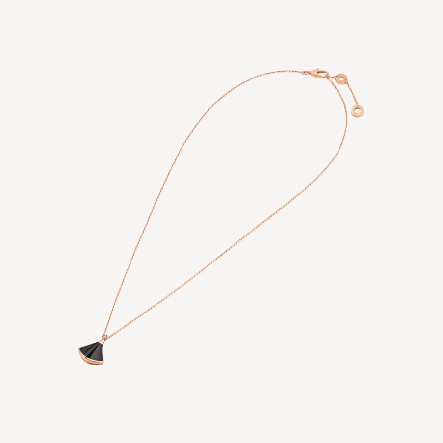BVLGARI Divas’ Dream Black Necklace | Elegant Pendant Collar for Women