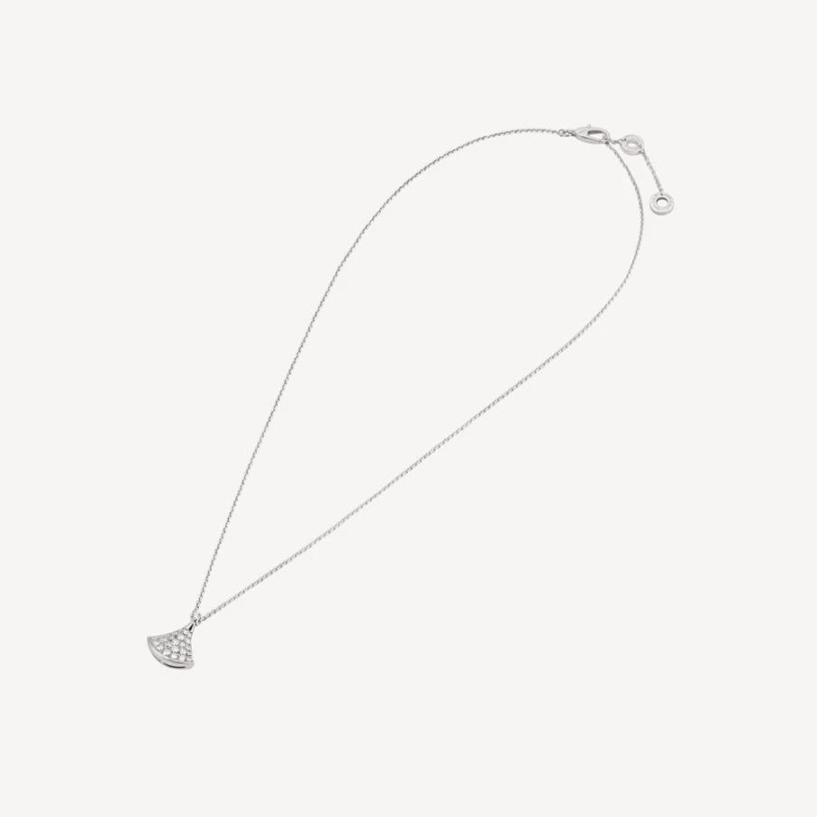 BVLGARI Divas' Dream Necklace | Elegant Pendant Jewelry Collection