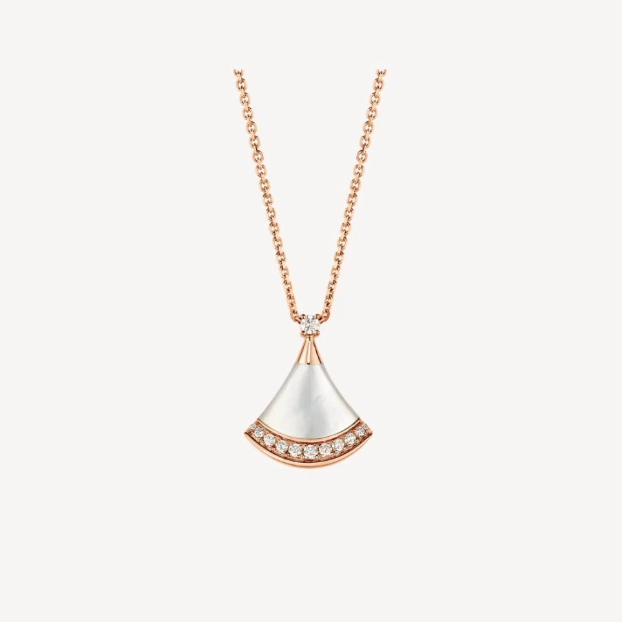 BVLGARI Divas' Dream White Necklace | Luxury Diamond Pendant Collar