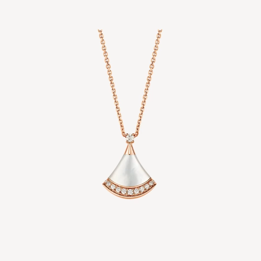 BVLGARI Divas' Dream White Necklace | Luxury Diamond Pendant Collar