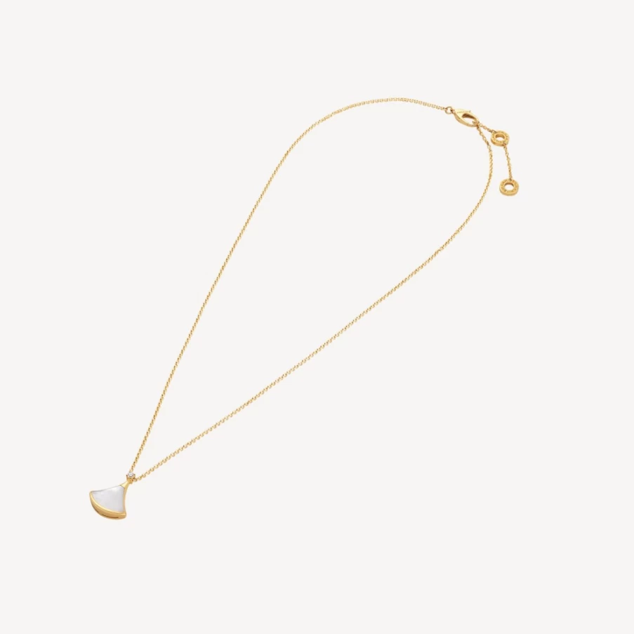 BVLGARI Divas’ Dream Necklace in Yellow | Luxury Diamond Pendant